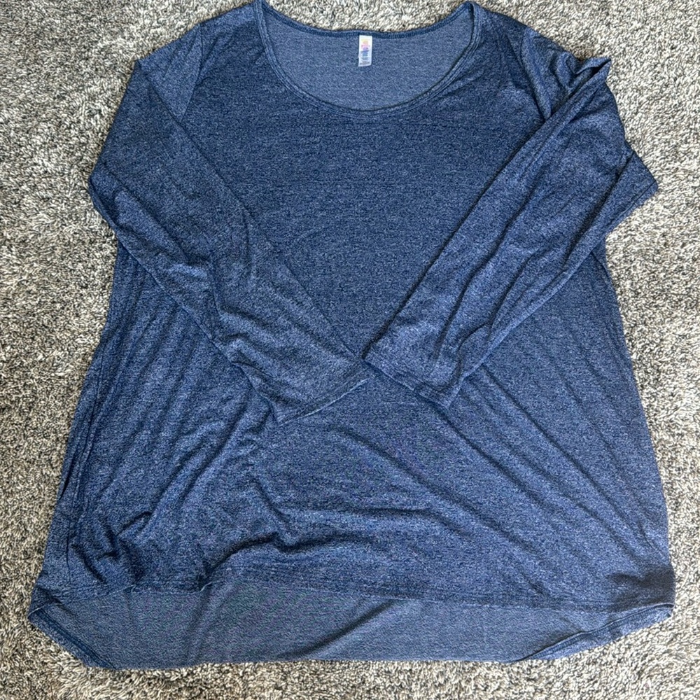 LuLaRoe Lynnae Top – Long Sleeve Scoop Neck Tee (3X)